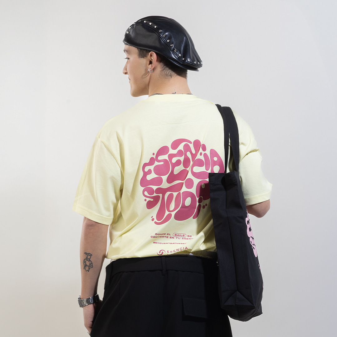 Camiseta Hombre Oversize Amarilla